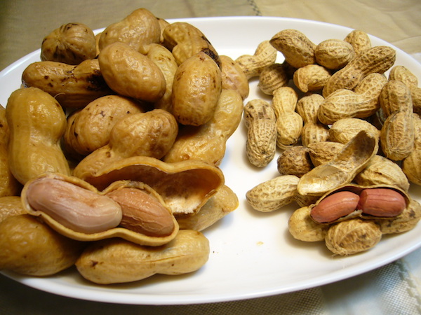 Peanuts: boiled peanuts on the left.