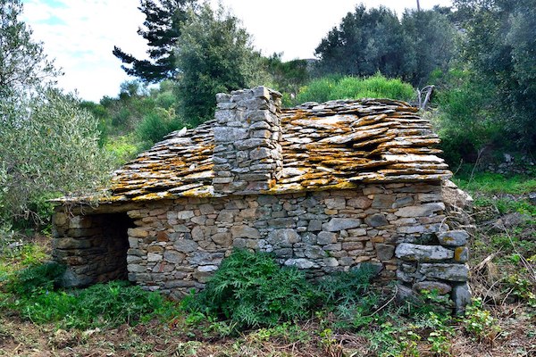Hut on Ikaria (alas not THE hut).