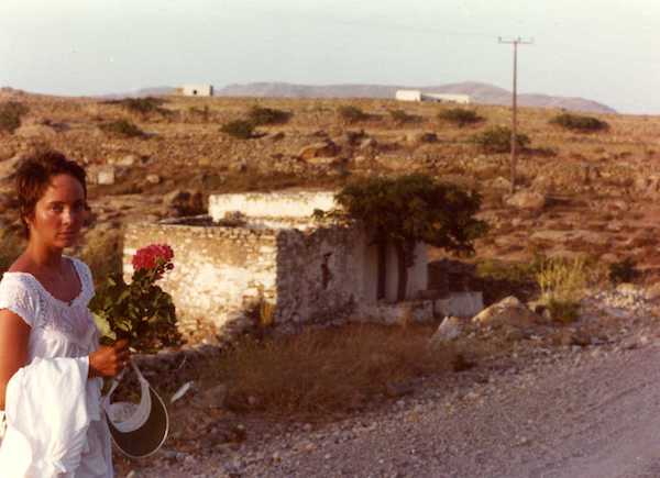 Elizabeth Boleman-Herring, on Mykonos, mid-1970s. (Photo: Jim Hoagland.)