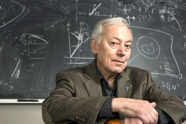 Dr. Avi Loeb. (Photo: Harvard University.)