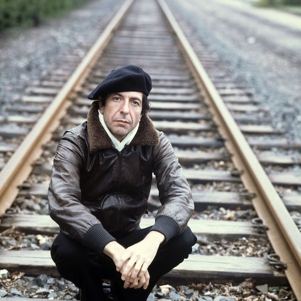 Leonard Cohen, 1976. (Photo: Istvan Bajzat/picture-alliance/dpa/AP Images.)