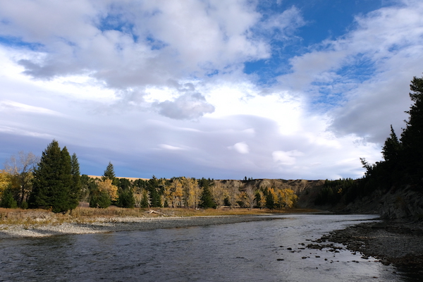 Oldman River by “the whiskey chair.” (Photo: Kevin Van Tighem.)