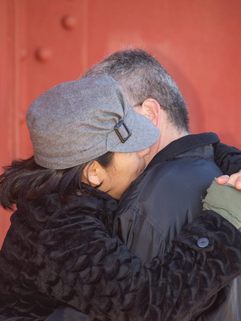 Embrace, Golden Gate Bridge, San Francisco. (Photo: Chiara-Sophia Coyle.)