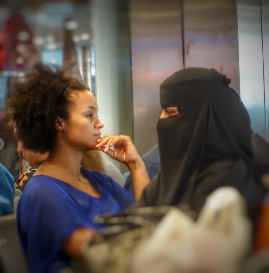 Traveling through Turkey. Istanbul Airport. (Photo: Chiara-Sophia Coyle.)