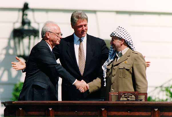 Bill Clinton, Yitzhak Rabin & Yasser Arafat at the White House, September 13, 1993. (Photo: Vince Musi/The White House.)