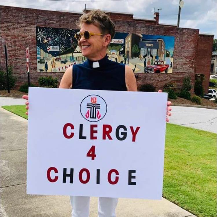 Rev. White demonstrating, Seneca SC. (Photo: E. B-Herring.)